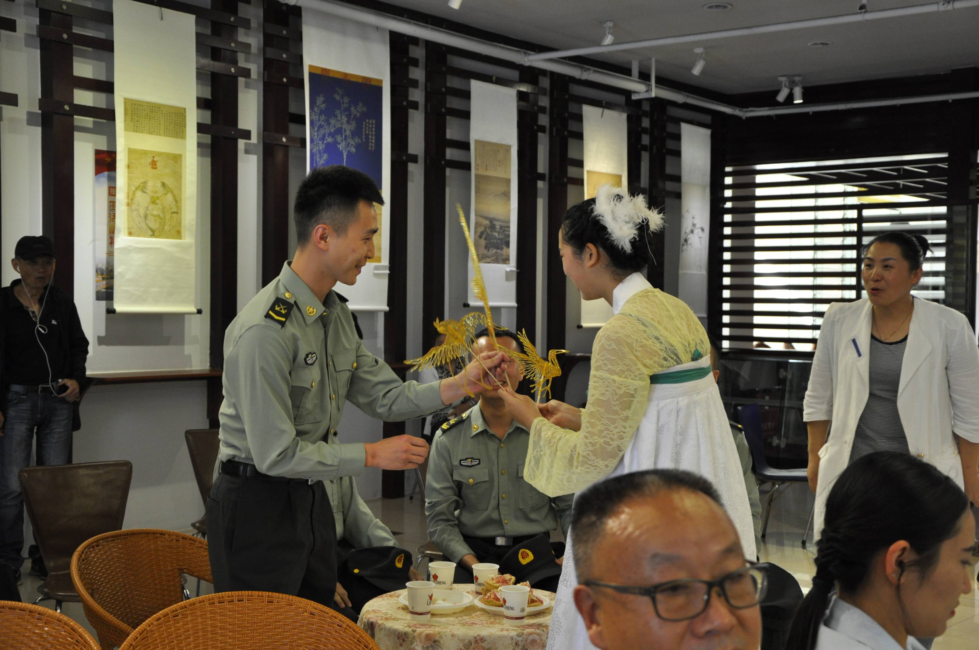 2018年9月21日，五华区图书馆“中秋雅集”活动2_压缩.jpg